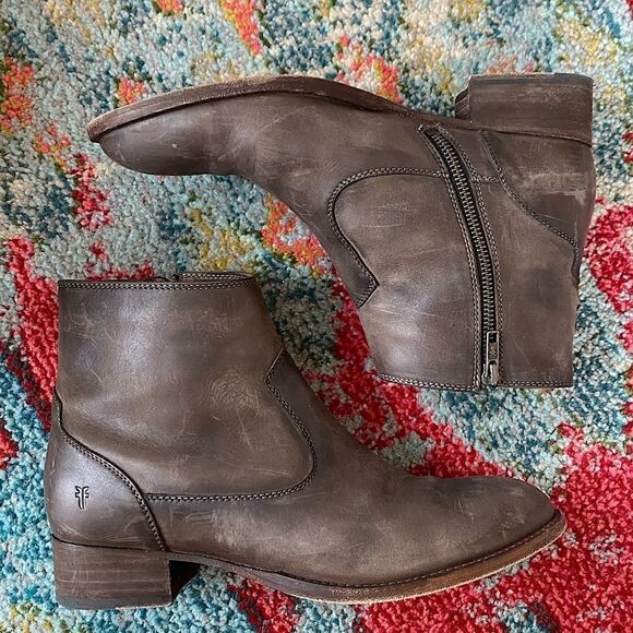 Frye Brooke Leather Short Ankle Boots Booties - Picture 5 of 8